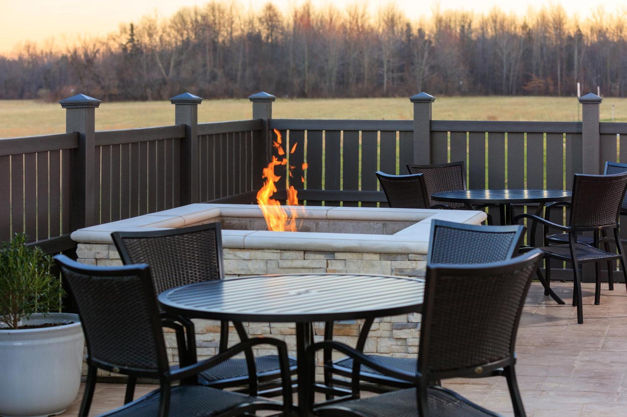 Holiday Inn Express & Suites Murfreesboro West By Ihg Dış mekan fotoğraf